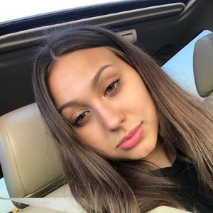 Meet your Posher, Lillian